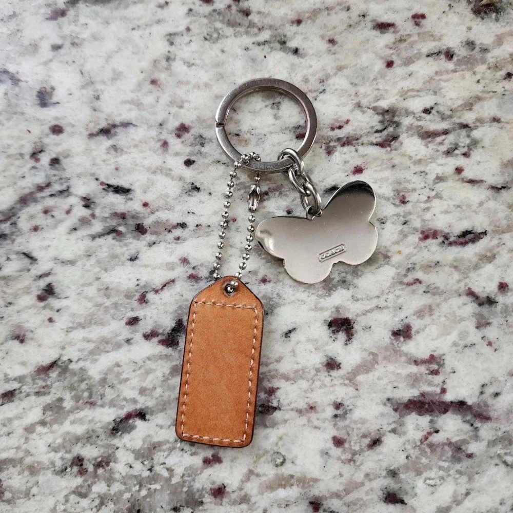 COACH Y2K Butterfly Bag Charm Pink Enamel Keychain Tan Vachetta Leather Hangtag